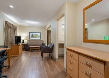 Extended Stay America Suites Cleveland Middleburg Heights hotel thumbnail 8