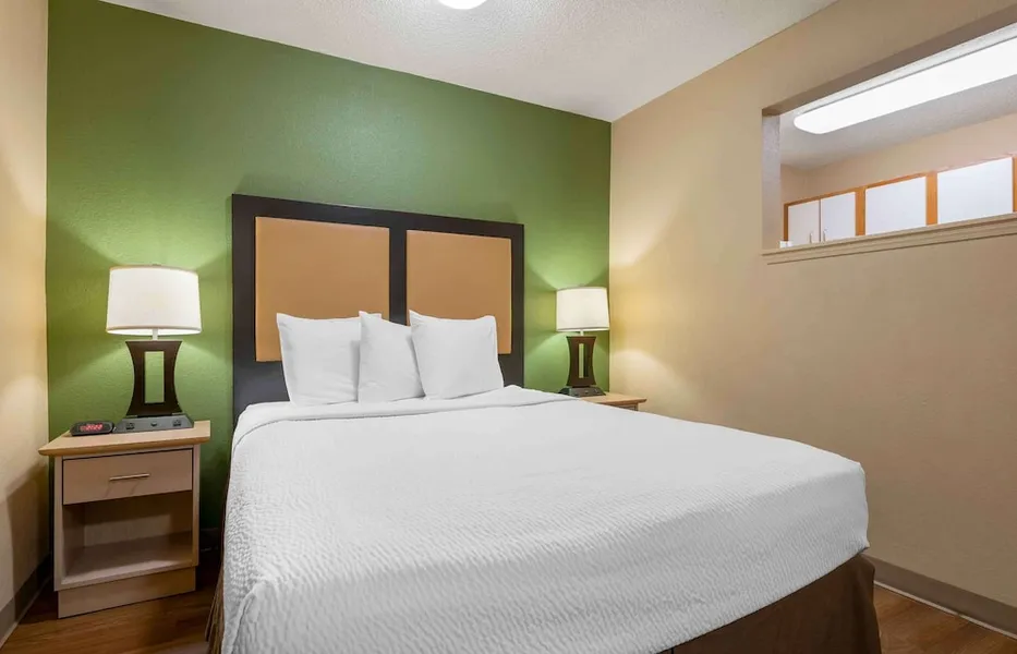 Extended Stay America Suites Cleveland Middleburg Heights hotel detail image 6