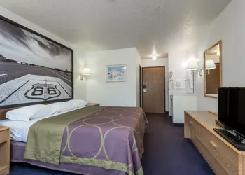 Quality Inn & Suites Albuquerque North near Balloon Fiesta Park hotel thumbnail 6
