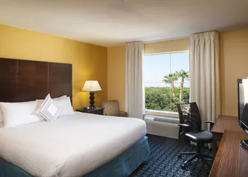 Fairfield Inn & Suites Houston Intercontinental Airport hotel thumbnail 4
