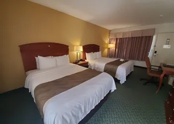 Quality Inn & Suites Northampton - Amherst hotel thumbnail 6