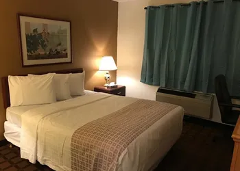 Valued Stay Sun Prairie hotel thumbnail 8