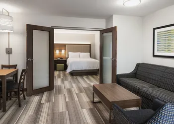 Holiday Inn Express & Suites Saskatoon Centre by IHG hotel thumbnail 8