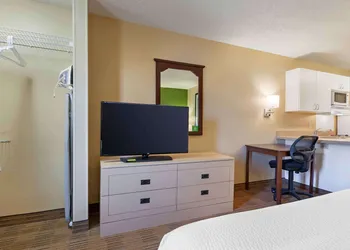 Extended Stay America Suites Madison Junction Court hotel thumbnail 5