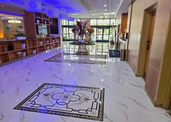 Metro Points Hotel hotel thumbnail 2