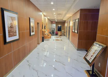 Metro Points Hotel hotel thumbnail 3