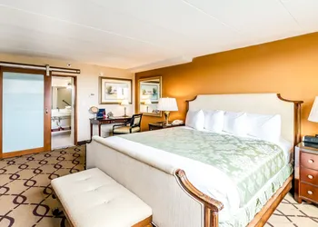 Metro Points Hotel hotel thumbnail 8