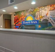 Days Inn by Wyndham Suites San Antonio North/Stone Oak hotel detail image 4