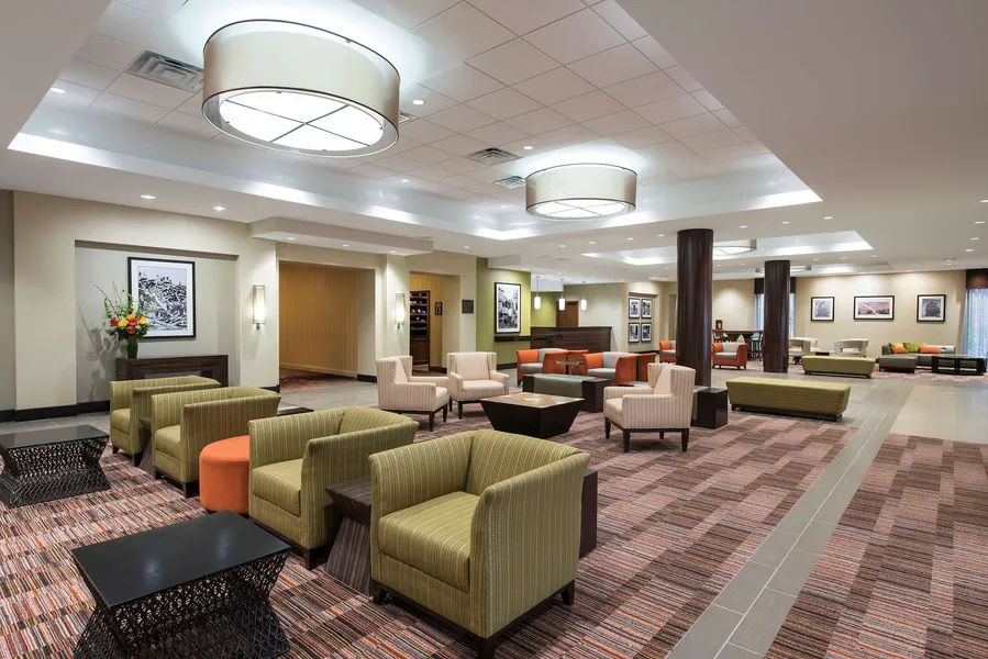 DoubleTree by Hilton Hotel Grand Rapids Airport hotel detail image 2