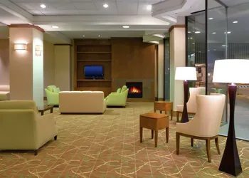 DoubleTree by Hilton Omaha Downtown hotel thumbnail 2
