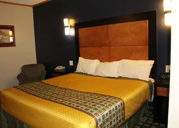 Homegate Inn and Suites hotel thumbnail 2