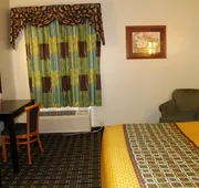 Homegate Inn and Suites hotel detail image 3