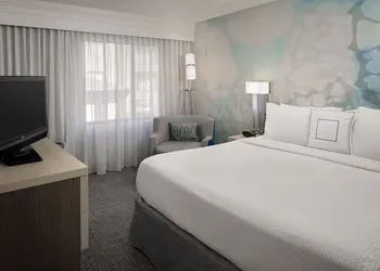 Courtyard by Marriott Houston Westchase hotel thumbnail 4