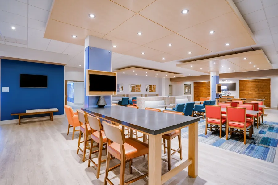 Holiday Inn Express & Suites Ft. Washington - Philadelphia by IHG hotel detail image 2