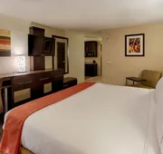 Holiday Inn Express & Suites Baltimore West - Catonsville by IHG hotel detail image 4