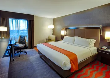 Holiday Inn Express & Suites Baltimore West - Catonsville by IHG hotel thumbnail 5