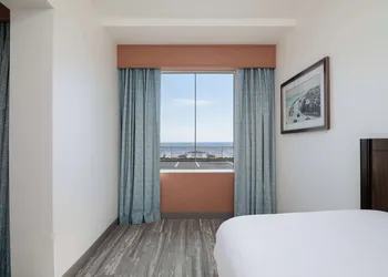 Hilton Garden Inn Daytona Beach Oceanfront hotel thumbnail 8