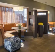 Courtyard by Marriott Grand Rapids Airport hotel detail image 4