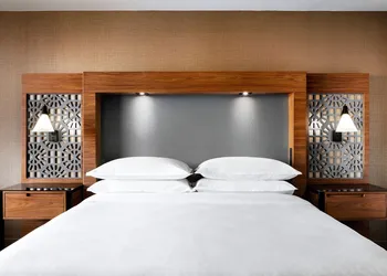 Sheraton Toronto Airport Hotel & Conference Centre hotel thumbnail 8