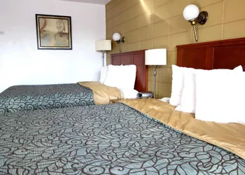 Cabana Inn hotel thumbnail 7