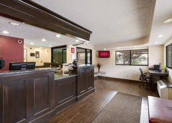 Red Roof Inn Grand Rapids Airport hotel thumbnail 3