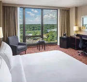 DoubleTree by Hilton Cherry Hill Philadelphia hotel detail image 5