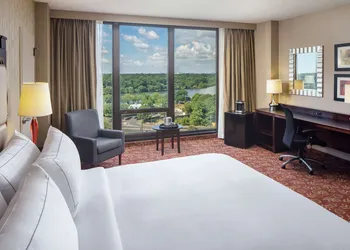 DoubleTree by Hilton Cherry Hill Philadelphia hotel thumbnail 5