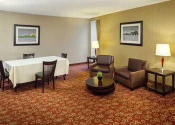 DoubleTree by Hilton Cherry Hill Philadelphia hotel thumbnail 6