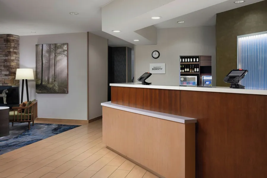 Fairfield Inn By Marriott Orlando Airport hotel detail image 2