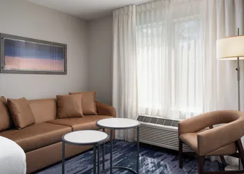 Fairfield Inn By Marriott Orlando Airport hotel thumbnail 7