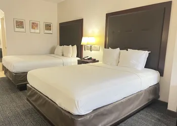 Quality Inn & Suites Houston Northwest - Cypress hotel thumbnail 2