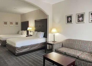 Quality Inn & Suites Houston Northwest - Cypress hotel thumbnail 6