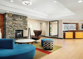 Fairfield Inn By Marriott Concord hotel thumbnail 2