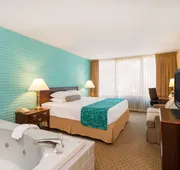Howard Johnson by Wyndham Williamsburg hotel detail image 4