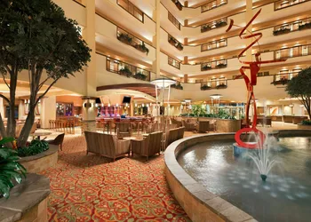 Embassy Suites by Hilton Norman Hotel & Conference Center hotel thumbnail 2