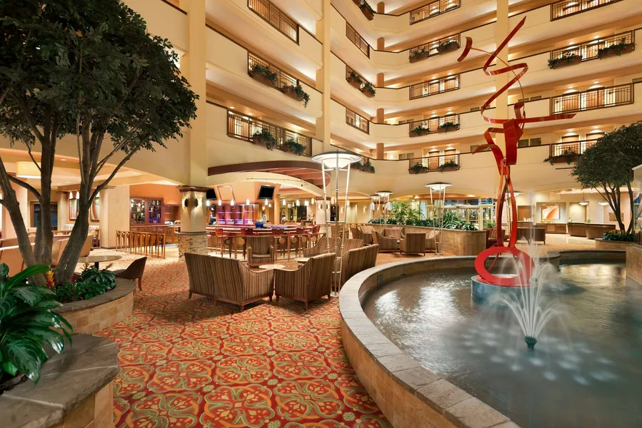 Embassy Suites by Hilton Norman Hotel & Conference Center hotel detail image 2