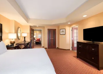 Embassy Suites by Hilton Norman Hotel & Conference Center hotel thumbnail 6