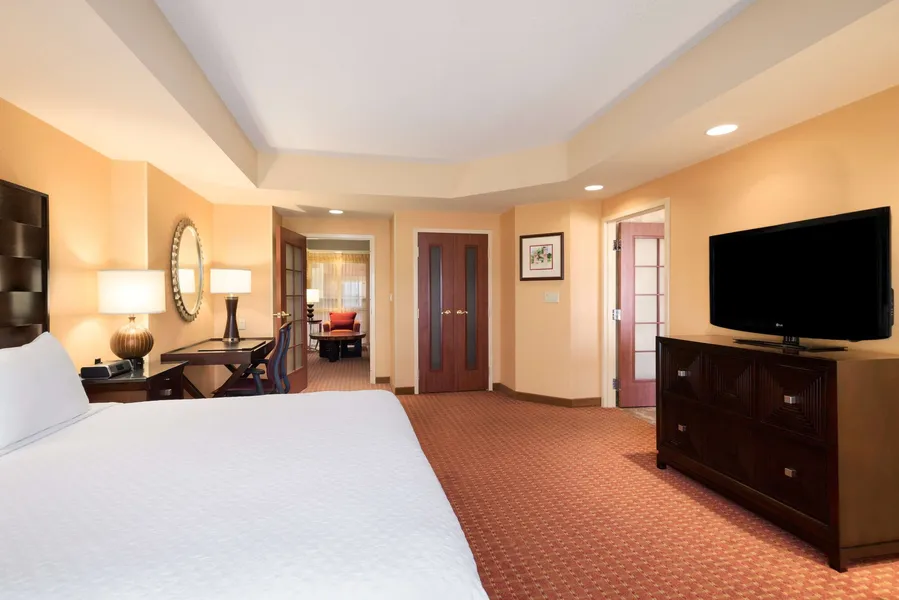 Embassy Suites by Hilton Norman Hotel & Conference Center hotel detail image 6
