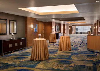 Hyatt Regency Pittsburgh International Airport hotel thumbnail 2