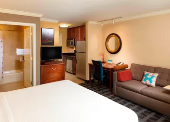 TownePlace Suites by Marriott Houston Intercontinental Arpt hotel thumbnail 6