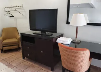 Niagara Falls Courtside Inn hotel thumbnail 7