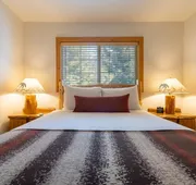 Red Wolf Lakeside Lodge hotel detail image 7