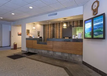 Ramada by Wyndham Boise hotel thumbnail 3