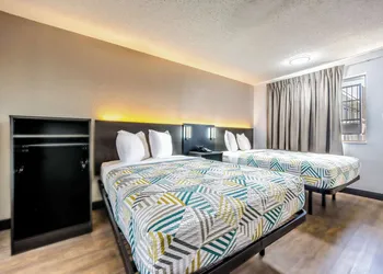 Motel 6 Fort Worth, TX - East hotel thumbnail 5