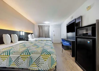 Motel 6 Fort Worth, TX - East hotel thumbnail 6