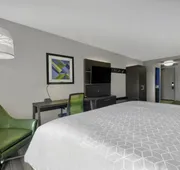 Holiday Inn Express Hotel & Suites Kansas City - Grandview by IHG hotel detail image 5