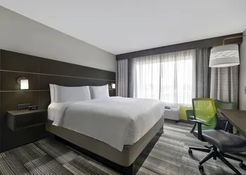 Holiday Inn Express Hotel & Suites Kansas City - Grandview by IHG hotel thumbnail 8