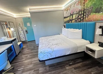 Days Inn by Wyndham Southington hotel thumbnail 6