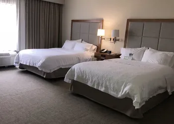 Hampton Inn & Suites Knoxville Papermill Drive hotel thumbnail 4