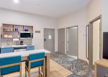 Candlewood Suites Oklahoma City-Moore by IHG hotel thumbnail 3